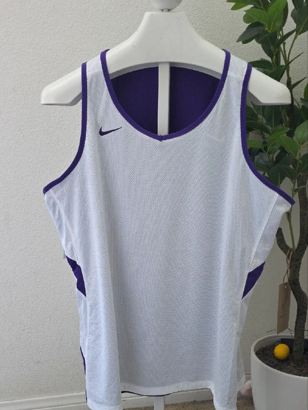 Nike Womens Size XXL Dri-FIT Reversible Basketball Practice Jersey Purple White